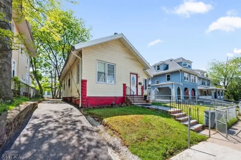 42 Scheerer Ave, Newark, NJ 07112 - #1