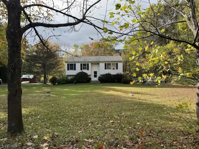 1065 Mount Benevolence Rd, Crandon Lakes, NJ 07860 - #1