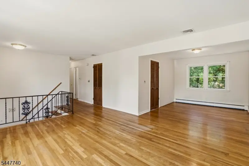11 Ray Ave, Leonia, NJ 07605 - #3