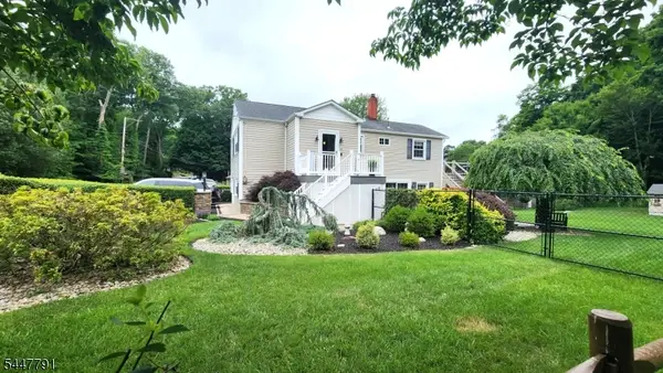 101 New Jersey Ave, Jefferson Twp., NJ 07849