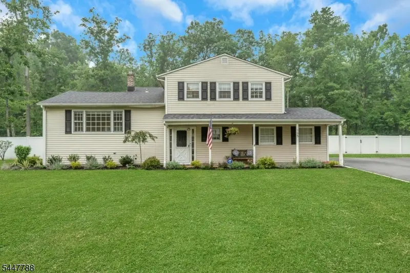165 Greenwood Dr, Millington, NJ 07946 - #1