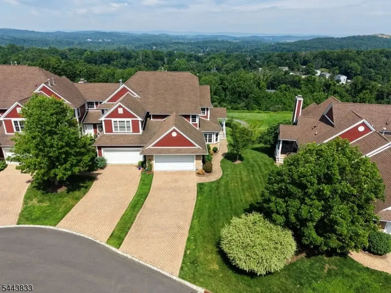 20 Kelburn Ct, Hardyston, NJ 07419 - #3