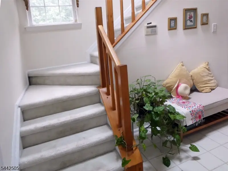 92 Stonehedge Court, Franklin, NJ 08873 - #2