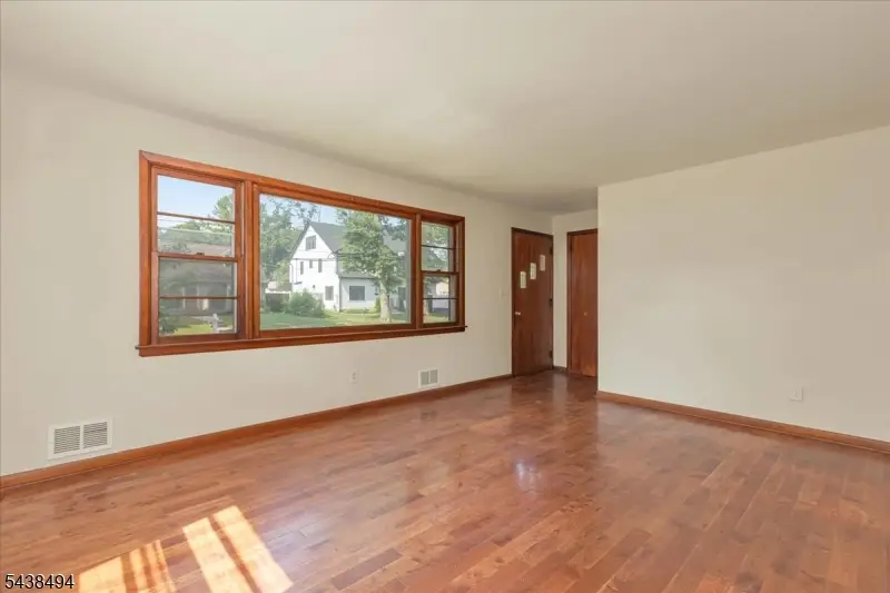 1133 Hetfield Ave, Scotch Plains, NJ 07076 - #3