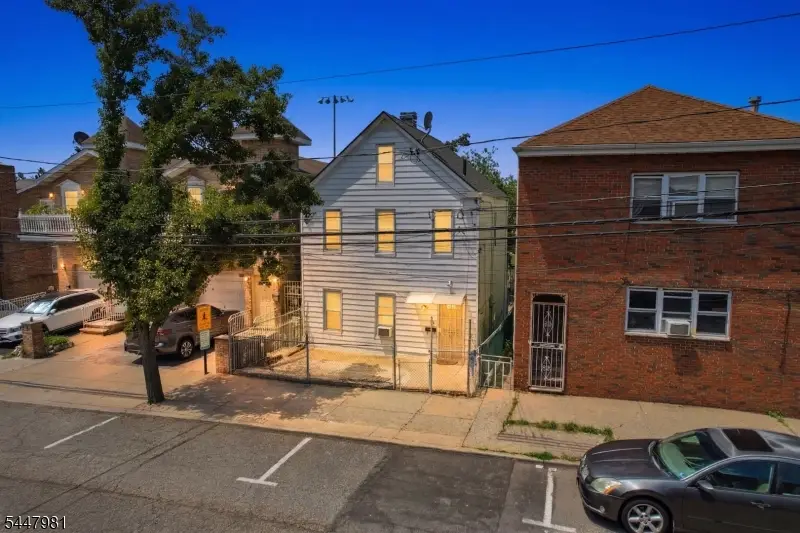 6605 Durham Ave, North Bergen, NJ 07047 - #1