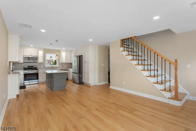 2535 Standish Ave, Union, NJ 07083 - #2