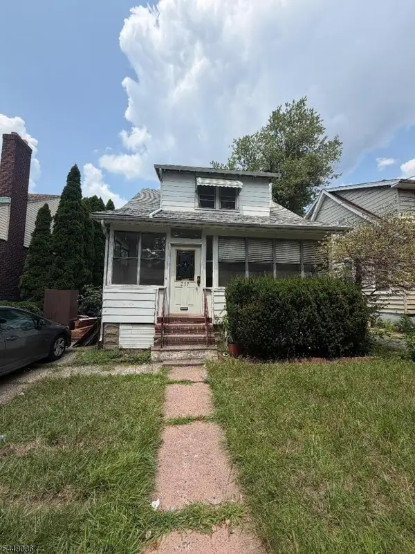 237 Maryland Ave, Paterson City, NJ 07503