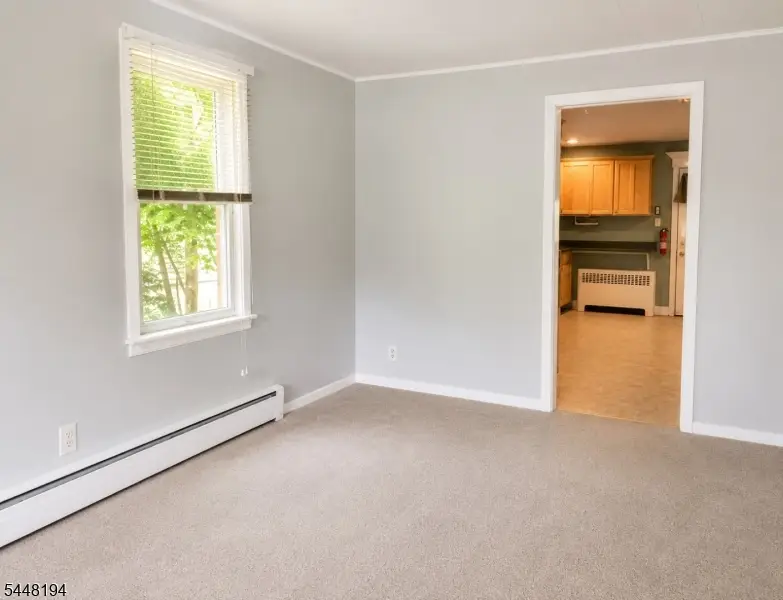 89 Linden St, Bradley Gardens, NJ 08807 - #2