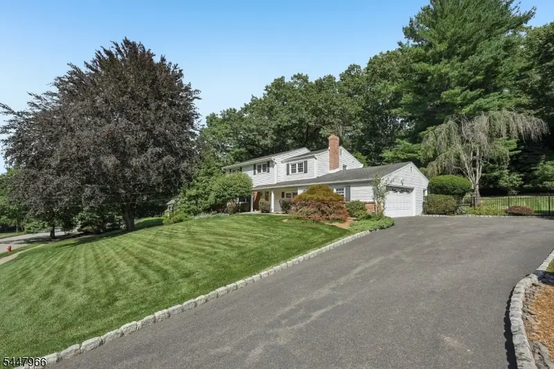 36 Stonefence Rd, Oakland, NJ 07436 - #3