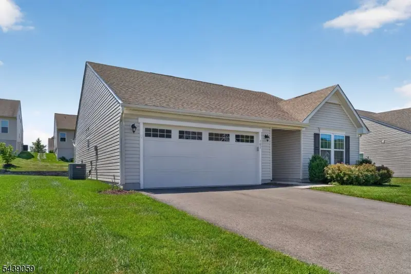 101 Mountain View Ln, Mansfield, NJ 07865 - #2