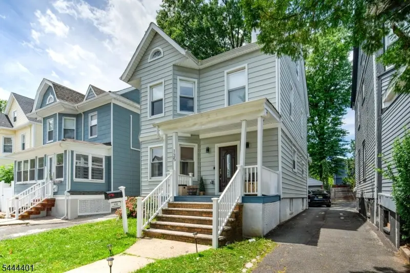 135 Sanford St, East Orange, NJ 07018 - #3