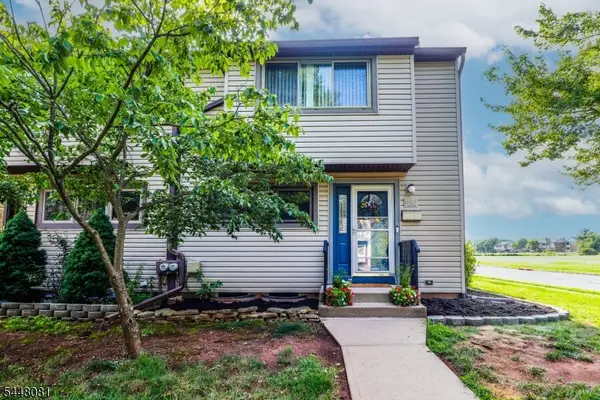 496 Brookside Ln, Hillsborough Twp., NJ 08844
