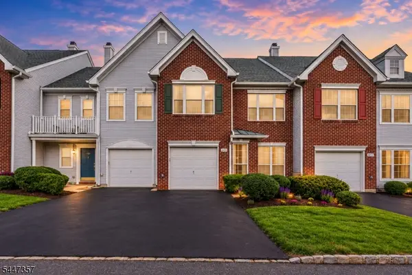 804 Well Sweep Rd #804, Readington Twp., NJ 08889