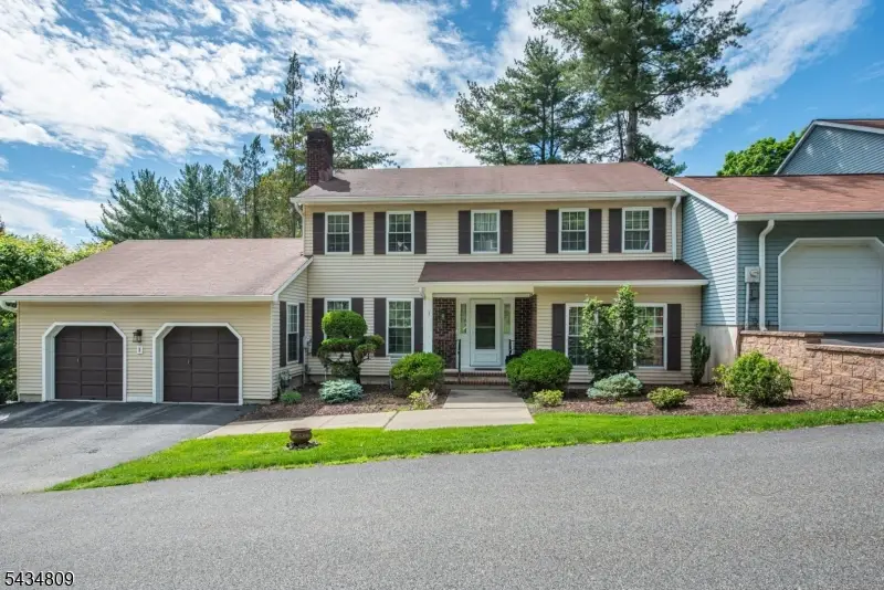 1 Birdseye Cir, Pines Lake, NJ 07470 - #1