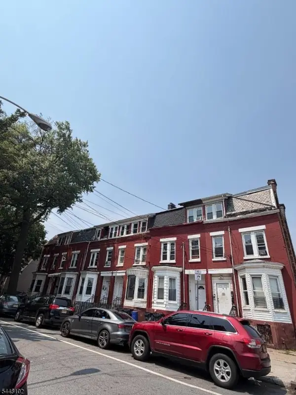 33 S 12th St, Newark City, NJ 07107