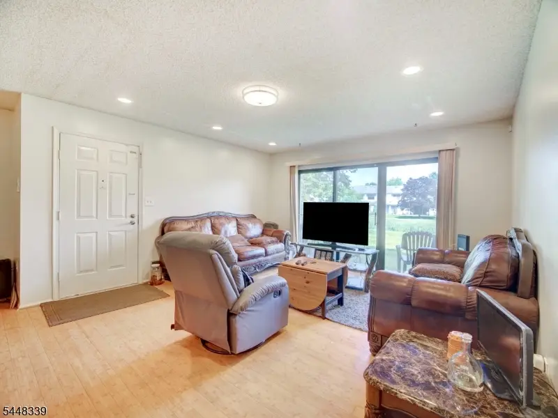 380 Lancaster Ct, Piscataway, NJ 08854 - #3