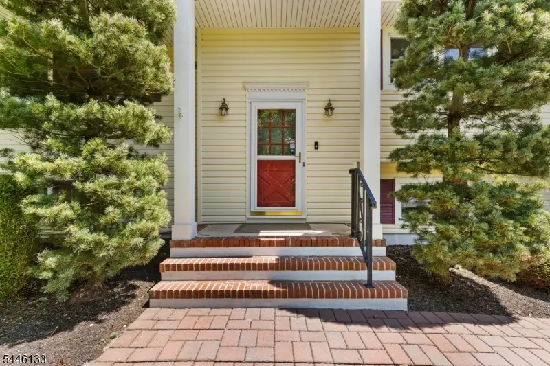 25 Deer Run Dr, Montgomery, NJ 08502 - #2