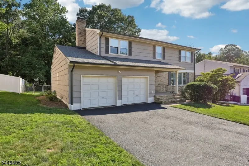 44 Leonhard Dr, Haledon, NJ 07508 - #2