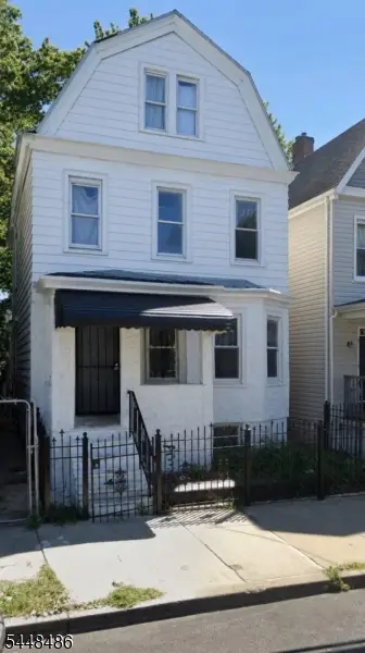 832 S 15th St, Newark, NJ 07108 - #1