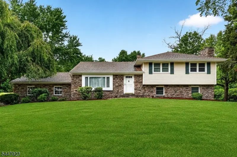 5 Grouse Rd, Hillsborough, NJ 08844 - #3
