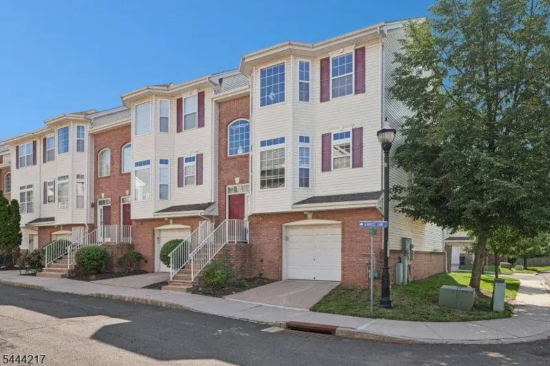 1366 Genovese Ln, Rahway, NJ 07065 - #3