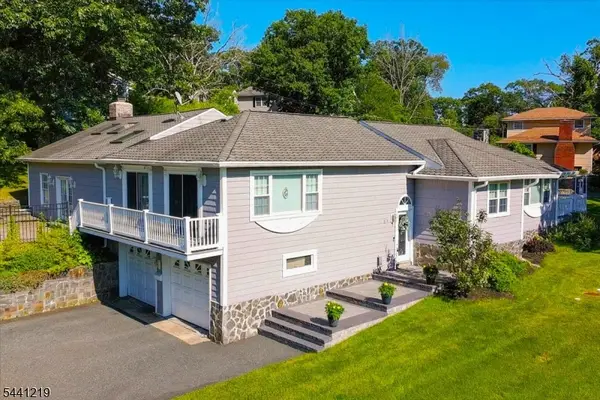 66 Minnisink Rd, Jefferson Twp., NJ 07849