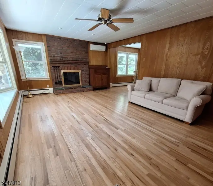 438 Longview Dr, Hampton, NJ 07860 - #2