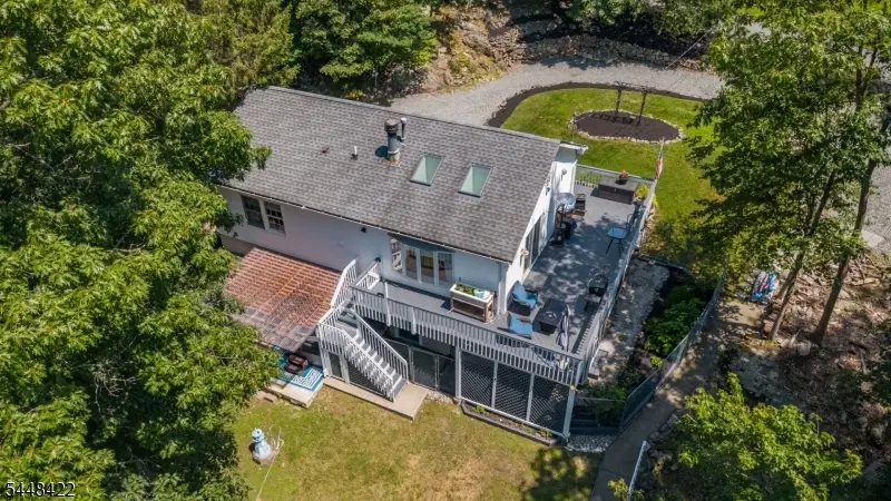 38 Oneida Ave, Hopatcong, NJ 07843 - #1