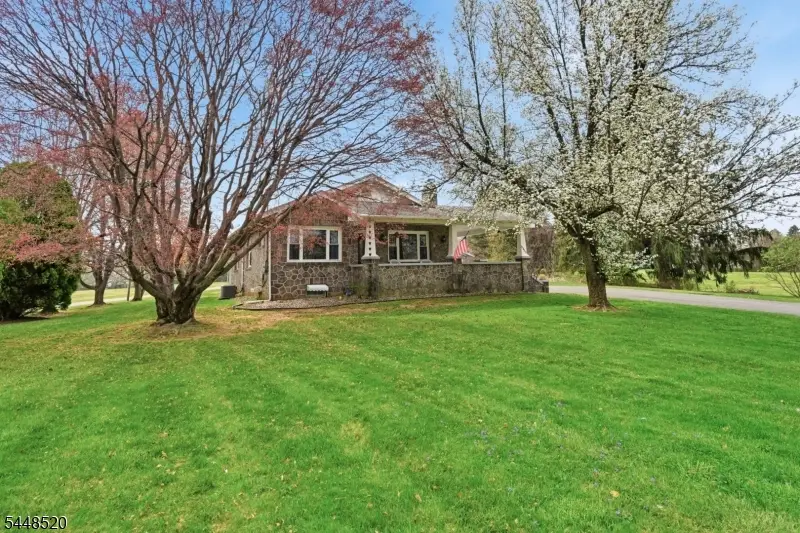 1316 Belvidere Rd, Lopatcong, NJ 08865 - #1