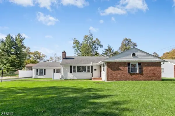 217 Robin Hood Rd, Mountainside Boro, NJ 07092