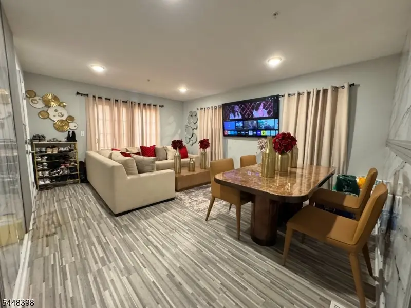 118 Oraton St, Newark, NJ 07104 - #3