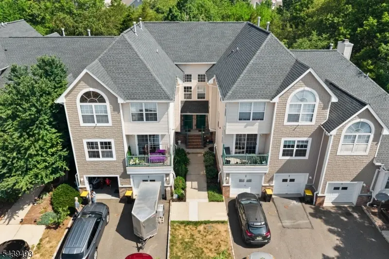 202 Rhoads Dr, Belle Mead, NJ 08502 - #2