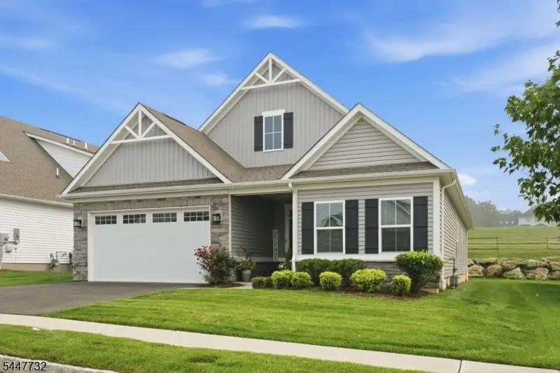 5 Harris Hawk Rd, Washington, NJ 07882 - #2
