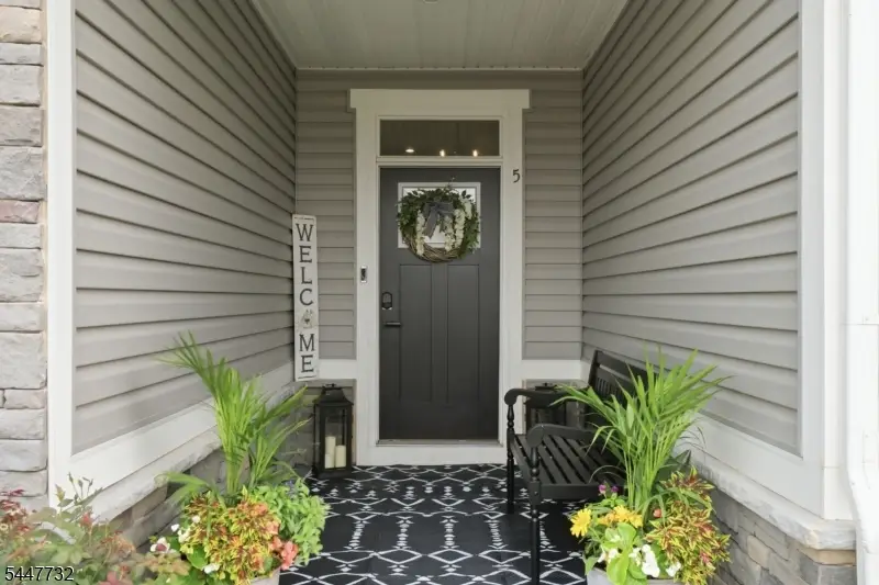 5 Harris Hawk Rd, Washington, NJ 07882 - #3