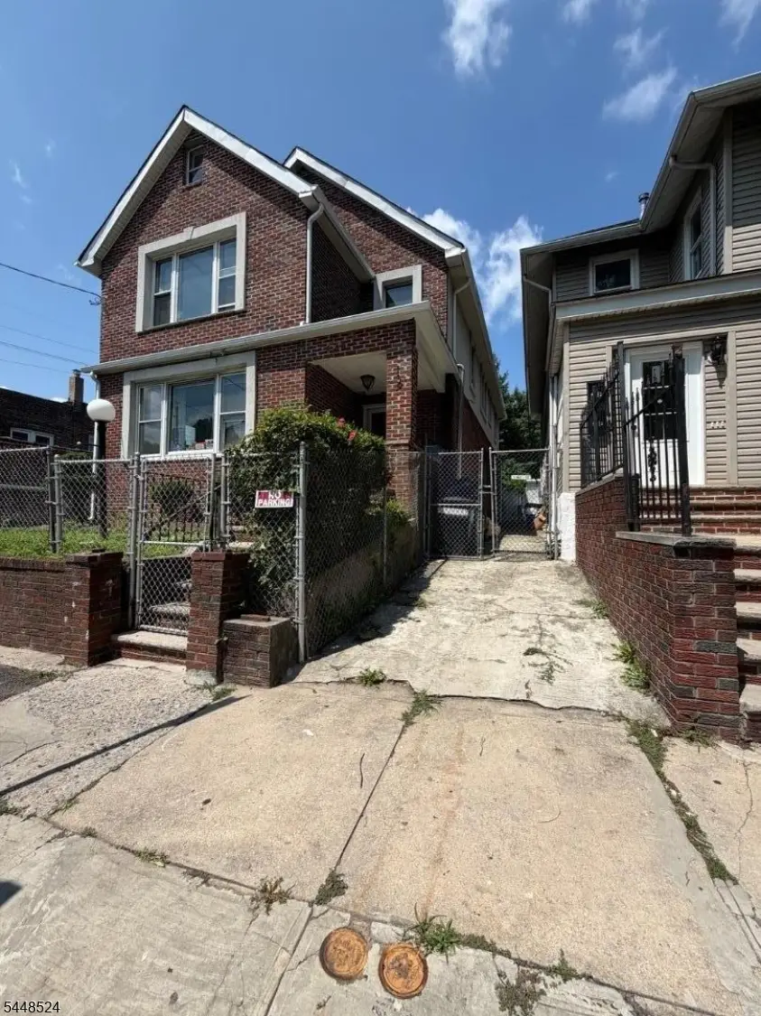 139 Osborne Ter, Newark, NJ 07108 - #1