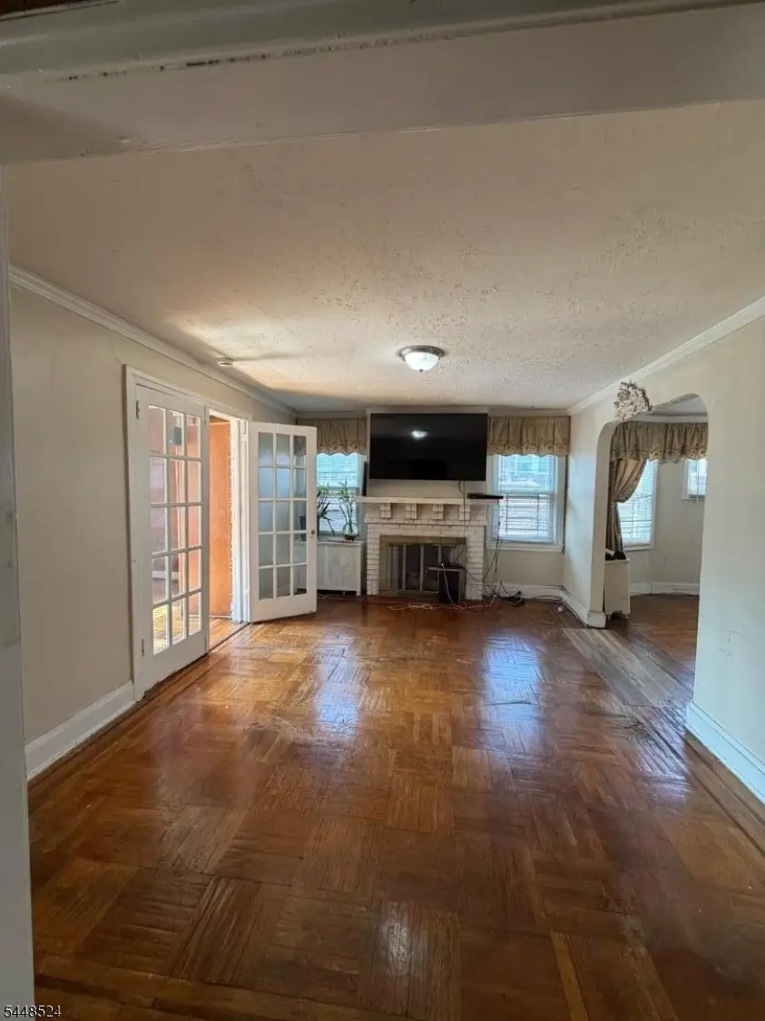 139 Osborne Ter, Newark, NJ 07108 - #3