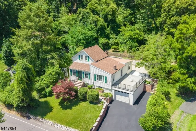410 River Rd, Chatham, NJ 07928 - #2