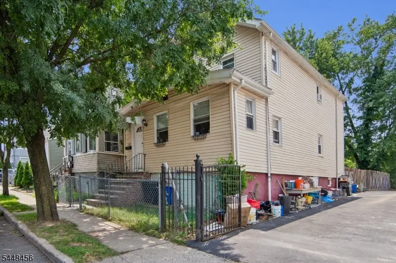 218 Wallace St, Orange, NJ 07050 - #2