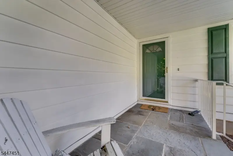 2 Glenway Dr, Raritan, NJ 08822 - #2
