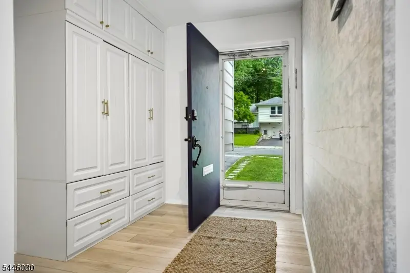 9 Barry Dr, West Orange, NJ 07052 - #2