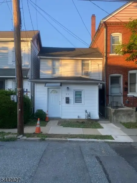 371 Lincoln St, Phillipsburg Town, NJ 08865
