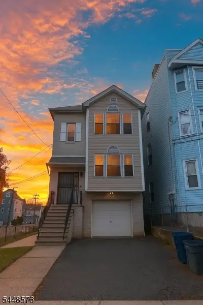 156 Ridgewood Ave #1, Newark City, NJ 07108
