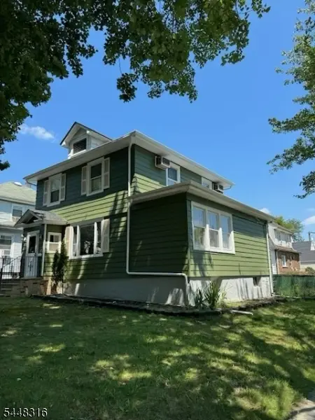 883 Ray Ave, Ridgefield, NJ 07657 - #1