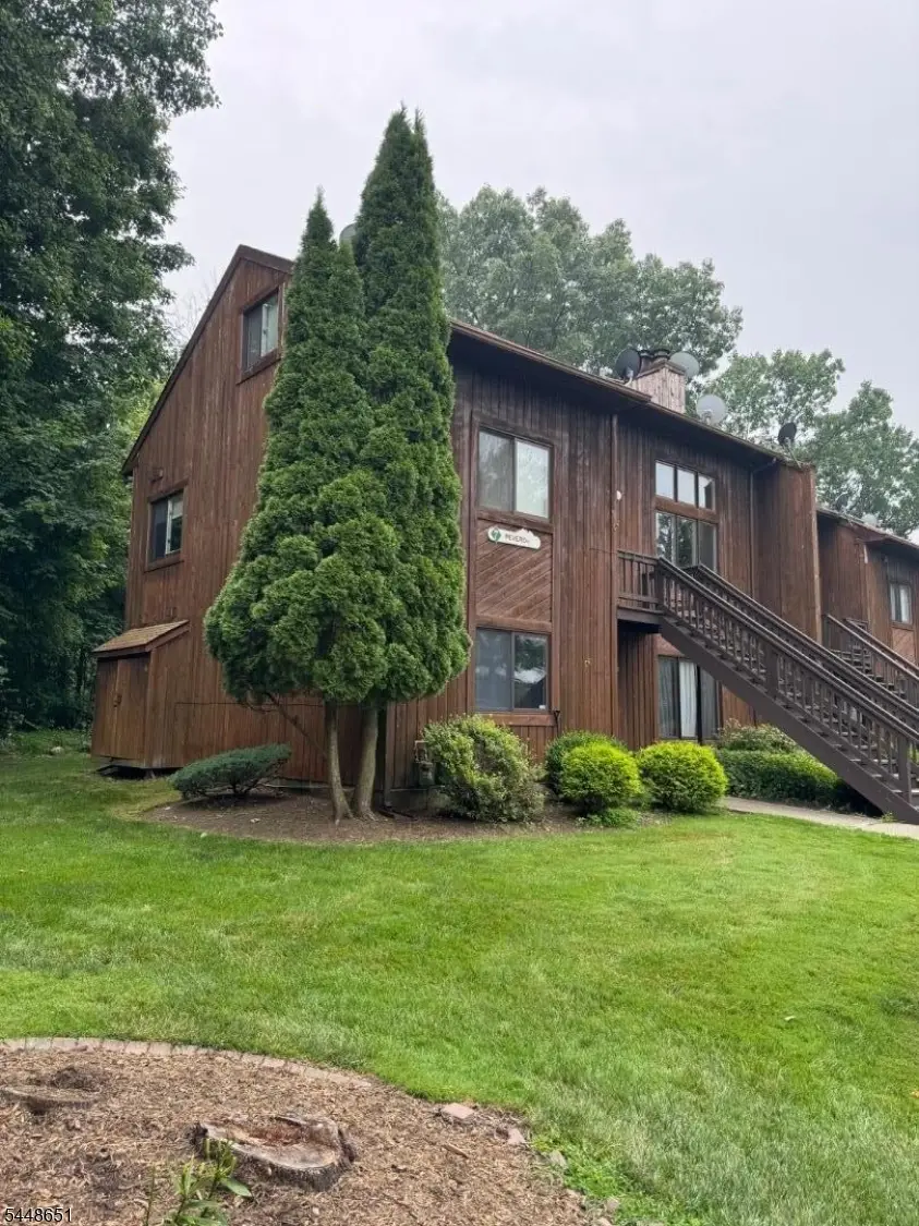 7 Pevero Dr #8, Vernon, NJ 07462 - #2