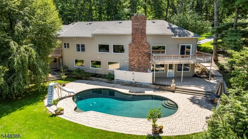 100 Pine Grove Rd, Berkeley Heights, NJ 07922 - #1