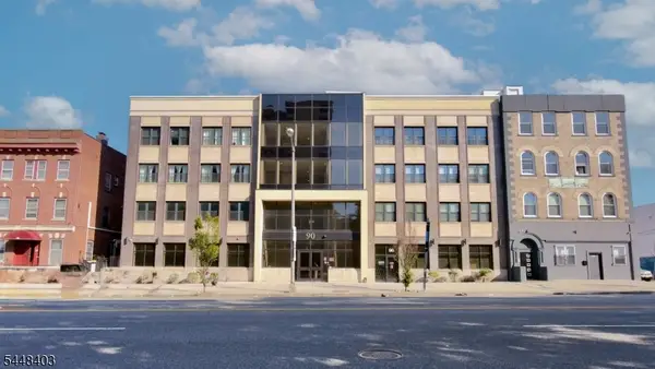 90 Clinton Ave #407, Newark City, NJ 07114