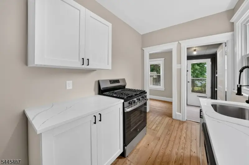 678 Ridgedale Ave, Woodbridge, NJ 07095 - #3
