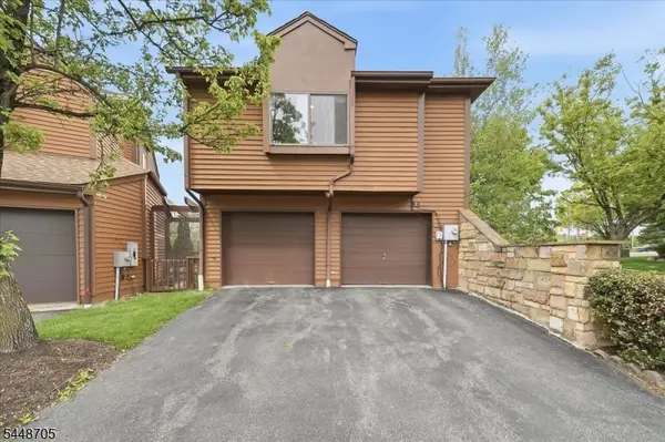 2 Powderhorn Dr, Rockaway Twp., NJ 07866