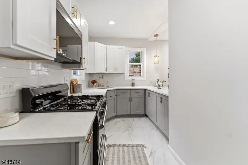947 William St, Elizabeth, NJ 07201 - #2