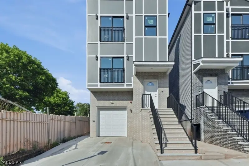 339 Court St, Elizabethport, NJ 07206 - #2